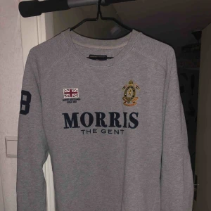  - Fint skick. Storlek M. Inte sliten alls knappt använd. Nypris 1299kr. 