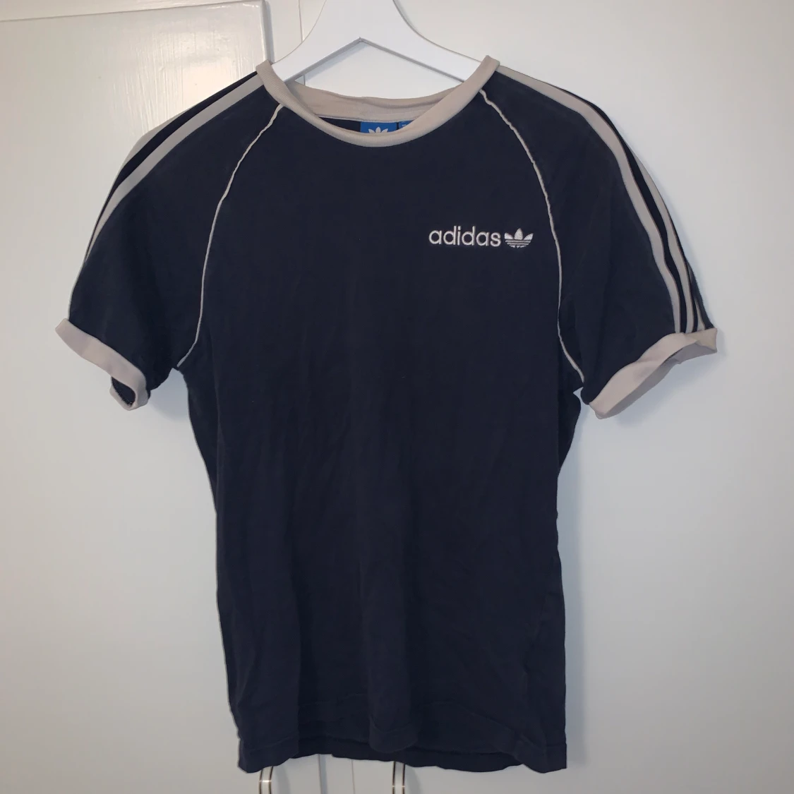 Adidas t-shirt strl S