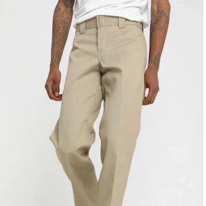 Dickies - Helt oanvända dickies pga fel storlek i modellen slim straight. 