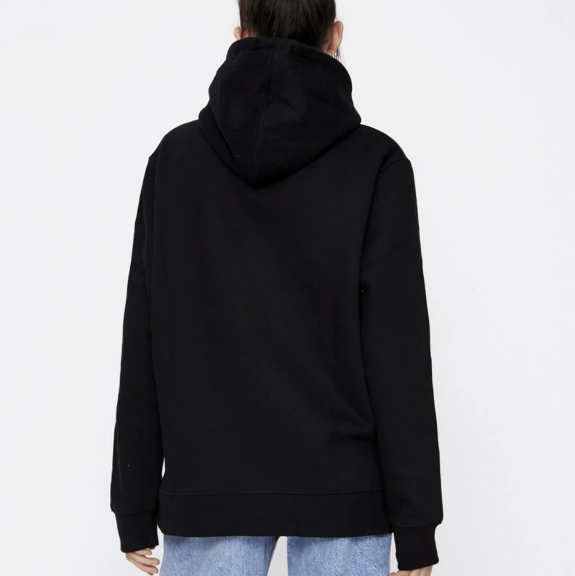 Svart hoodie - 91