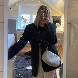 Oversized kavaj  - Snygg overzised kavaj med RIKTIGT bra pris! Inte mina bilder