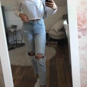  - Många som är intresserade nu och budet ligger på 300+ frakt så buda högre om du är intresserad🥰 tänkte sälja dem nu i slutet av veckan så passa på att buda medans dem fortfarande finns kvar 