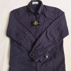  - Stone island over shirt 100 % äkta bevis finns