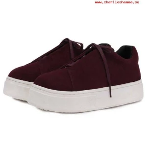 EYTYS DOJA - Eytys i NYSKICK som tyvärr är för små. Bilder lånade från google, egna bilder skickas vid seriöst intresse 🤠 köparen står för frakt. Högsta bud eller köp direkt för 600