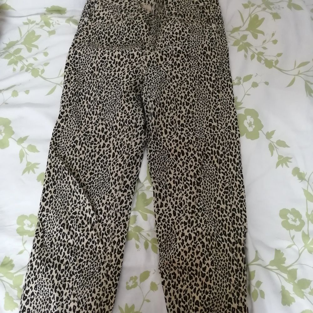 Cheetah pants, good, nice. Jeans & Byxor.