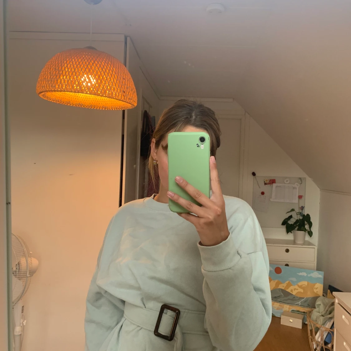 Ljusblå tröja med skärp🐋