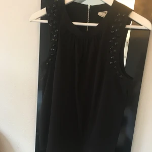  - Linnr i fint skick från Vero Moda