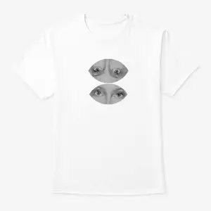EYE CANDY 👁 Klassisk vit T-shirt med digital design print från Classy District 