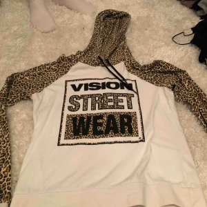  - Typ inte använd köpt för 500, köparen står för frakt finns i lerum