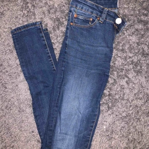  - Jeans från Lager 157 Frakt tillkommer✨