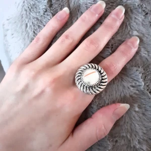  - Magiskt ball ring i vintagestil❤Material:assorted natural stone,vintage silver plated,alloy. Märke: 5starjewelry. Frakt: 11:-