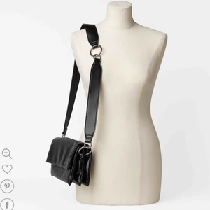  - Söker denna väska!! :) köper direkt 