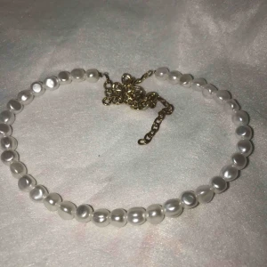  - Pärlhalsband  Kan mötas i gbg  Bara swish 