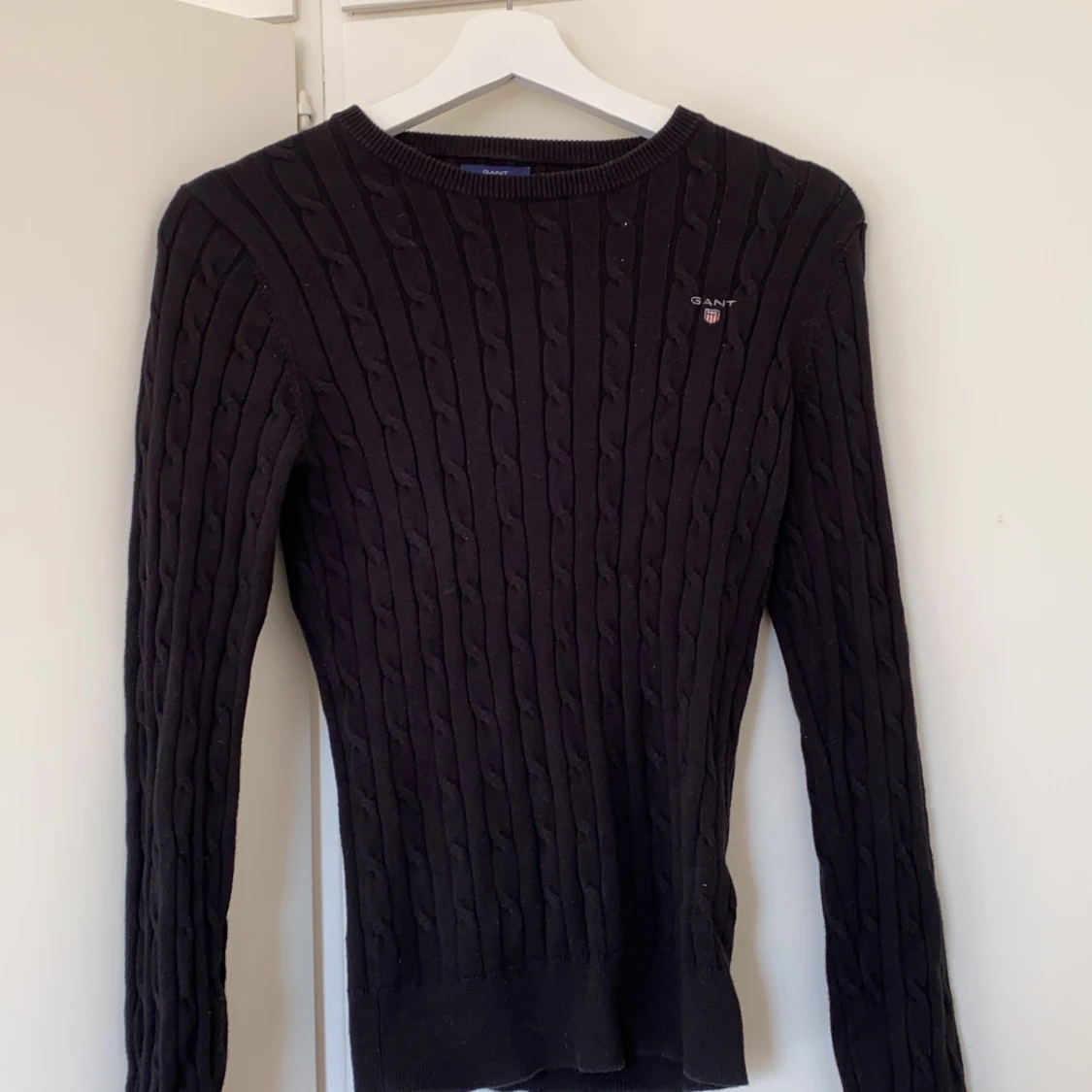 Kabelstickad Gant tröja