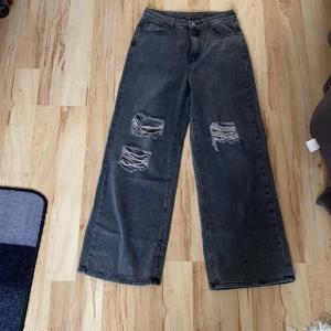 Stora vida byxor , storlek M .  - Aldrig använda och behöver ett nytt hem . Skit snygga hur!