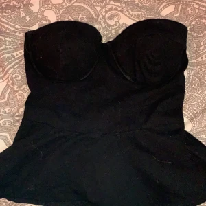 Tröja - Aldrig använd pga fel storlek original pris 500kr