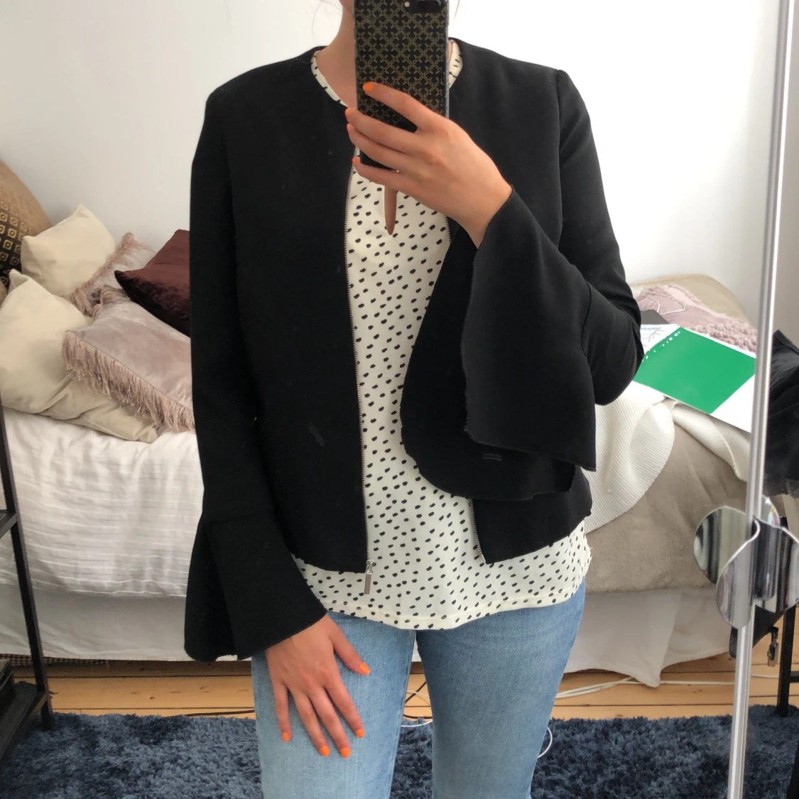 Kavaj med utsvängda armar - 90