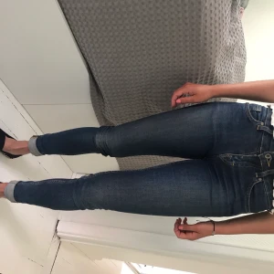 Tiger of Sweden jeans stl 25/32 - Tiger of Sweden jeans. Sparsamt använda. Stl 25/32. Nypris 1400 kr