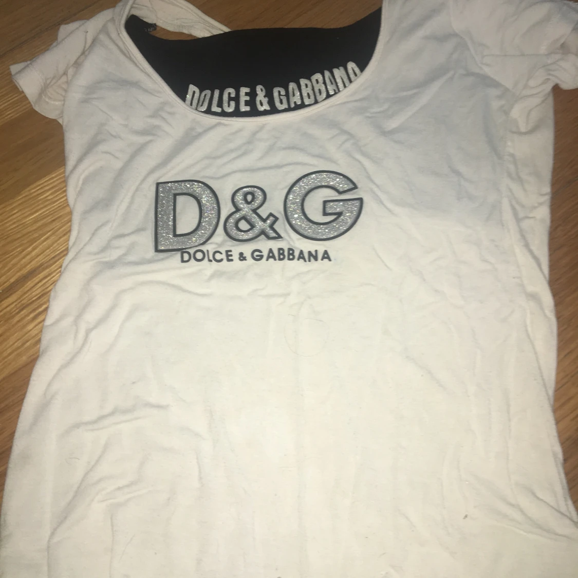 DOLCE & GABBANA t-shirt säljes 