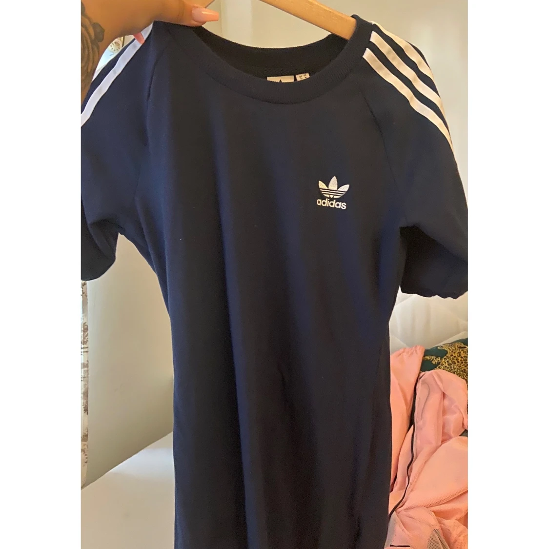 Adidas klänning storlek 40