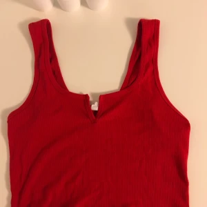 garage tank top!  - size large, wore once for 30 minutes. bought for 20$