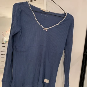 Odd Molly tröja - Superfin långärmad tröja från Odd Molly i bra skick. Köparen står för frakten. Fraktar endast 