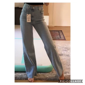 Zara jeans - Nån som vill byta dessa mot likadana i storlek 36? De är bara använda några gånger. Kan tänka mig sälja vid bra bud