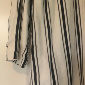  - Oversize Kavaj, svart band tillkommer! :)