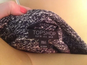 Topshop vårjacka blå och vit. Använd endast en gång - Topshop vårjacka blå och vit. Använd endast en gång