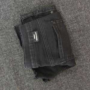 Svarta shorts från dr denim, fint skick, 100kr plus frakt.