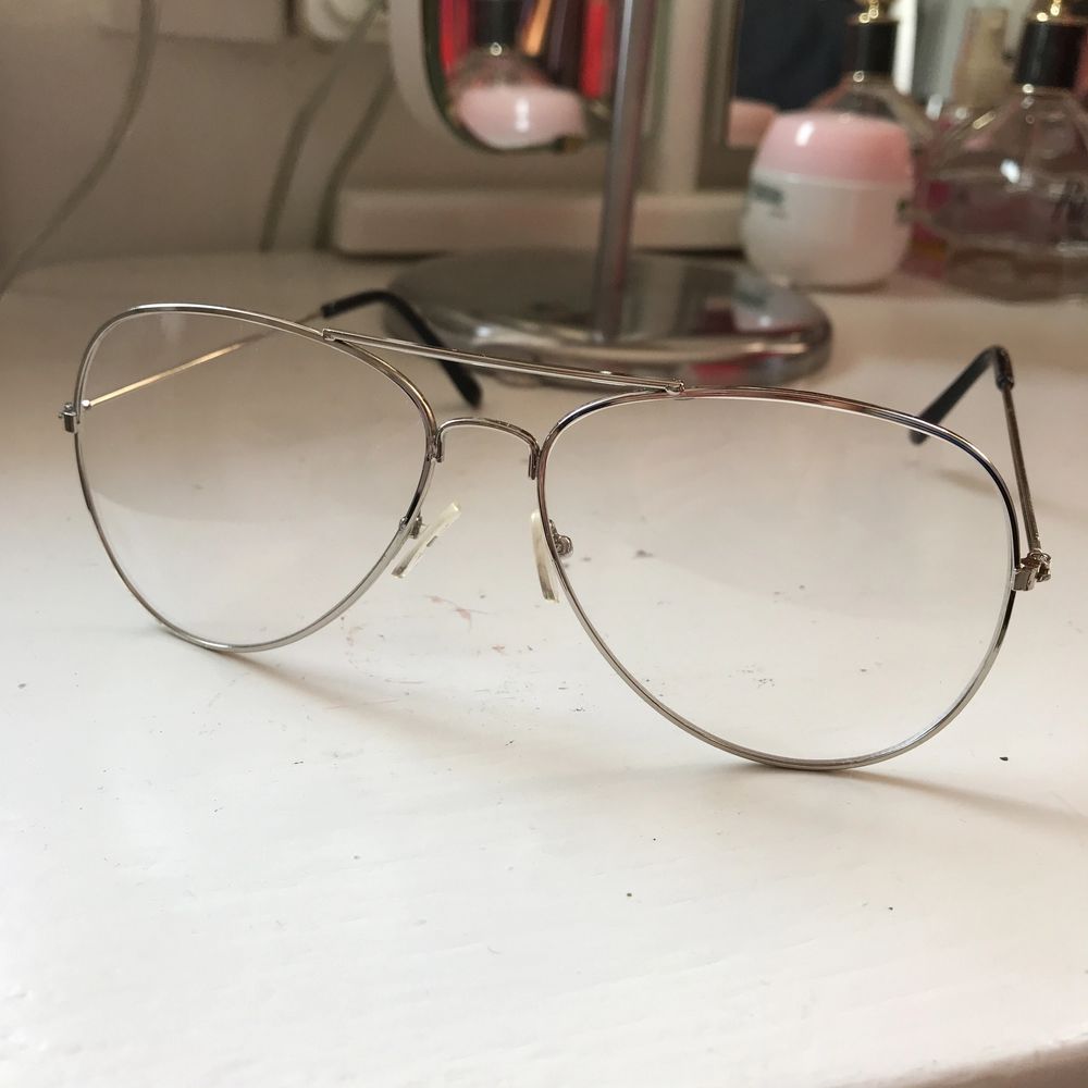Supersnygga ”glasögon” utan styrka | Plick Second Hand