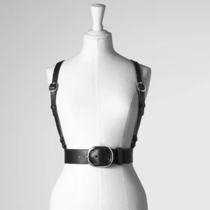  - Zana Bayne x & Other Stories Strlk XS/S Nypris ca 1500 Gott skick Läder