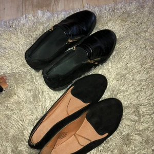  - 60 kr för loafers. Och 50 för ballerina. Bra skick båda! 