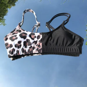 Bikini överdel - Superfin bikini överdel. Säljer då den är för liten för mig, använd fåtal gånger. Köparen står för frakten <3
