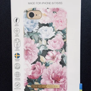 Ideal of Sweden mobilskal - Ideal of Sweden mobilskal till iPhone 8/7/6/6s. Fint skick, dock lite kantstött, men inget som stör.  Pris: 75kr, FRAKT INRÄKNAD!💗