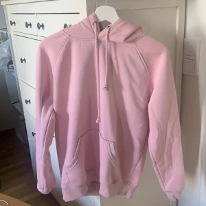 Pastellrosa hoodie - Jätte fin hoodie!🥰🥰