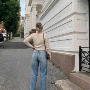  - Snygga o populära monki Yoko jeans (inte mina bilder) bra skick och orginalpris 400