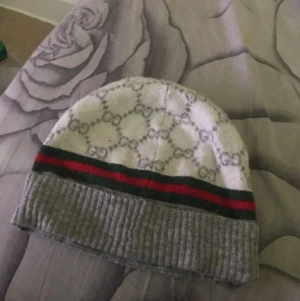 Gucci mössa - Köpt för 2200