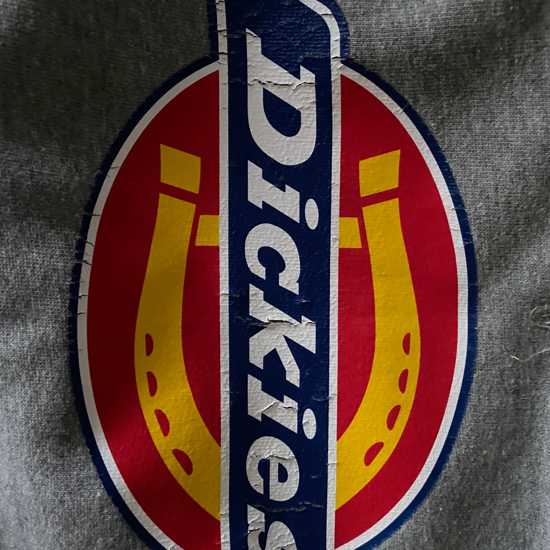 Grå Dickies hoddie  - 91