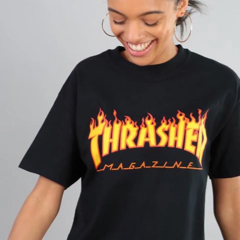 Svart T-shirt från Thrasher i storlek S                                                                         Fraktar eller möts upp i Stockholm City . T-shirts.