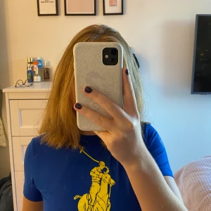 RL T-shirt  - Unik och suuuuper skön T-shirt från RL pris går att diskuteras ❤️