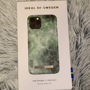 Säljer nu detta fina skal som precis har kommit up ideal of sweden!😍 använd 1 gång för endast fotografering! Säljer för 250 kr eller högsta bud!