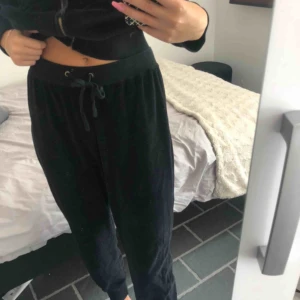  - Ett fint mjukis sett från Cubus i storlek S, knappt använd och endast för 170kr🥰