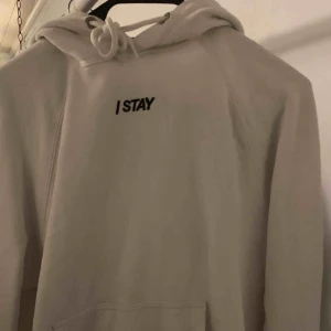  - Hoodie från carlings. Sparsamt använd. 