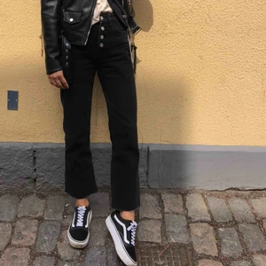  - Raka jeans, bra skick  Frakt tillkommer