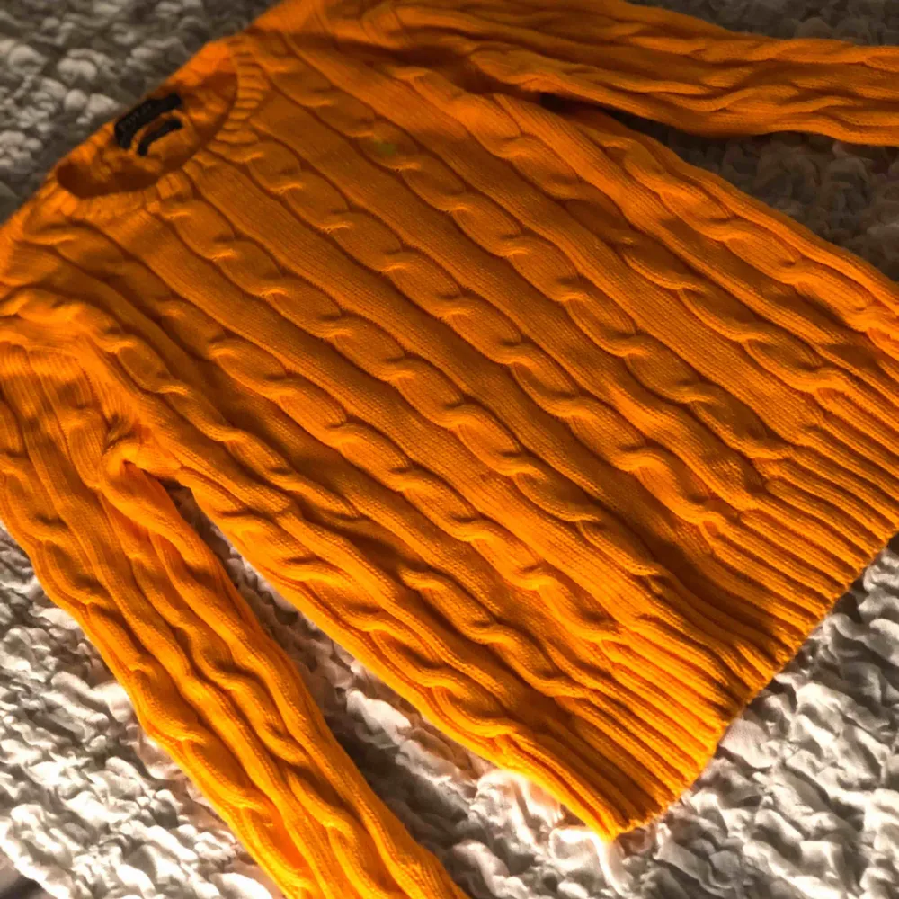 Polo Ralph Lauren  Orange stickad tröja Storlek S. Stickat.