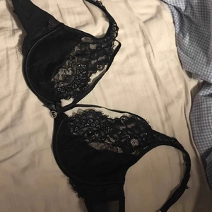  - Hunkemöller bh oanvänd, säljs pga fel storlek  