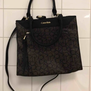  - Calvin cline väska