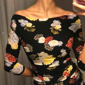  - Väldigt skön o kroppsnära! 