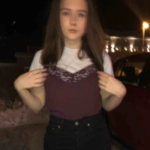  - Ett skönt linne från cubus i en superfin färg. Storlek large men passar mig som vanligtvis har storlek xs-s